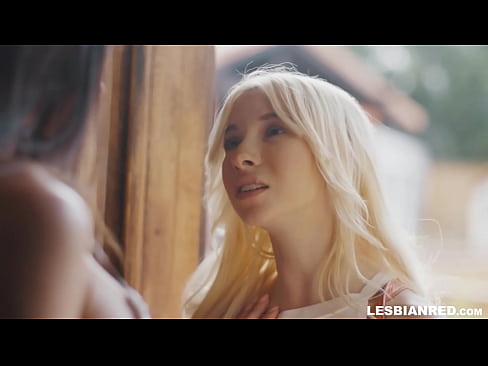 ❤️ D'Meedche kënnt e puer Méint méi spéit heem a schléisst op d'Stiefmamm hir Muschi iessen ❤❌ Super Porn op lb.virtsextor.ru ❌️❤